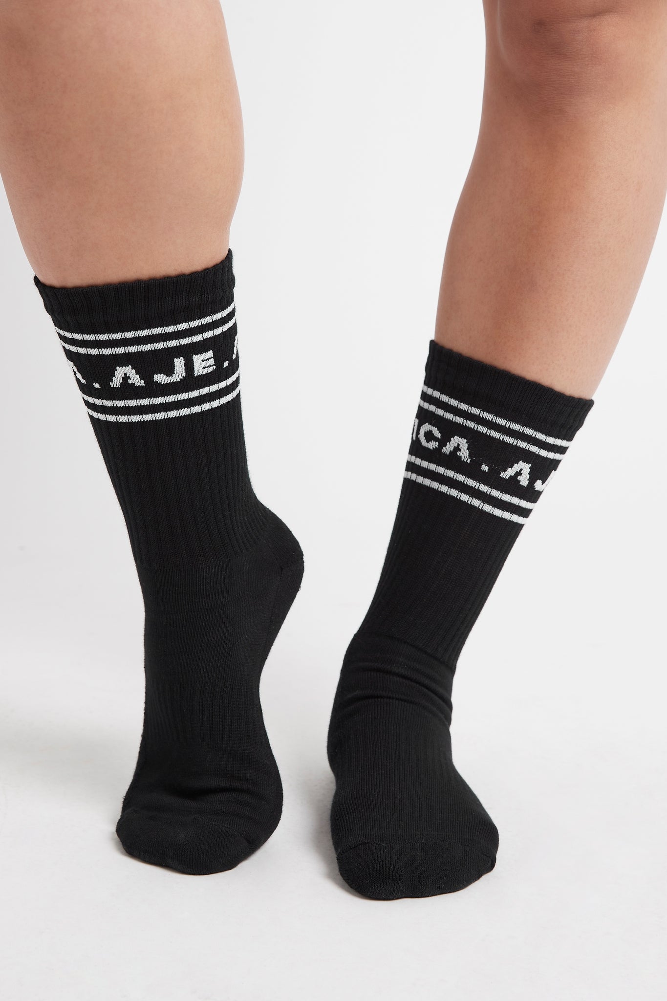 Classic Sports Sock 022 | Black/White | AJE ATHLETICA – AJE ATHLETICA AU