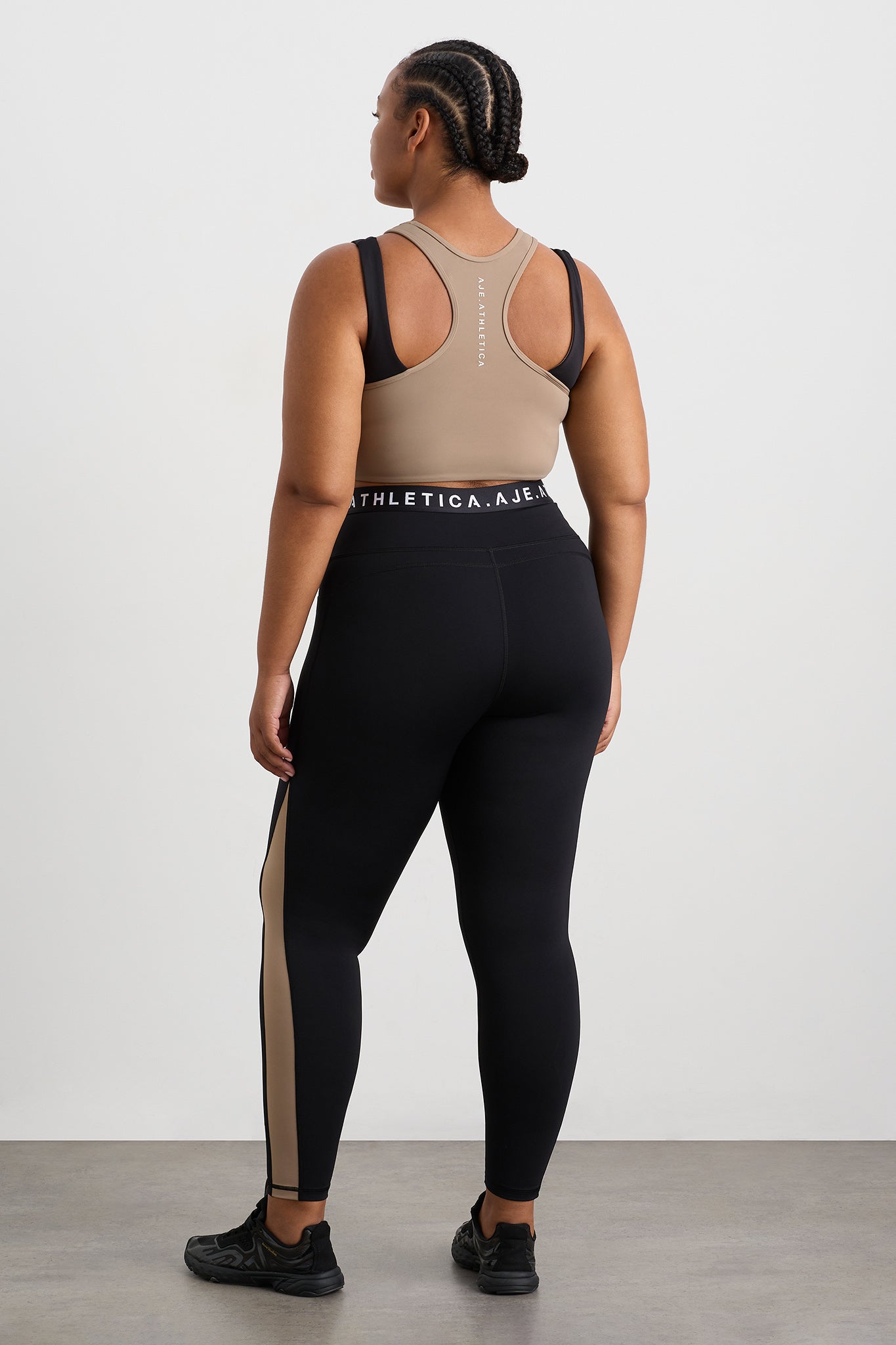 Cropped Layered Sport Tank 159 | Dune/Black | AJE ATHLETICA