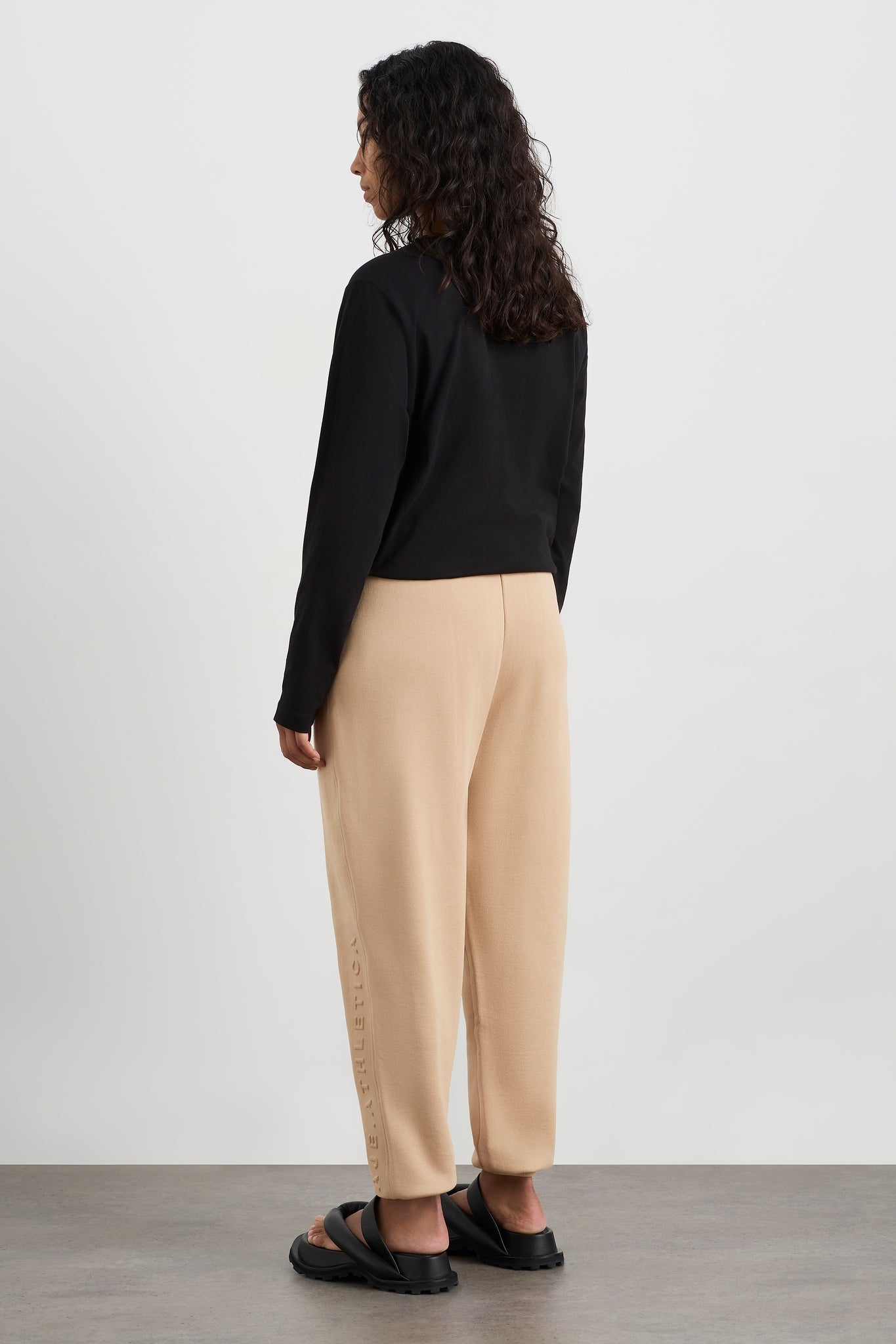 Relaxed Track Pants 508 | Biscotti Beige | AJE ATHLETICA – AJE ATHLETICA AU
