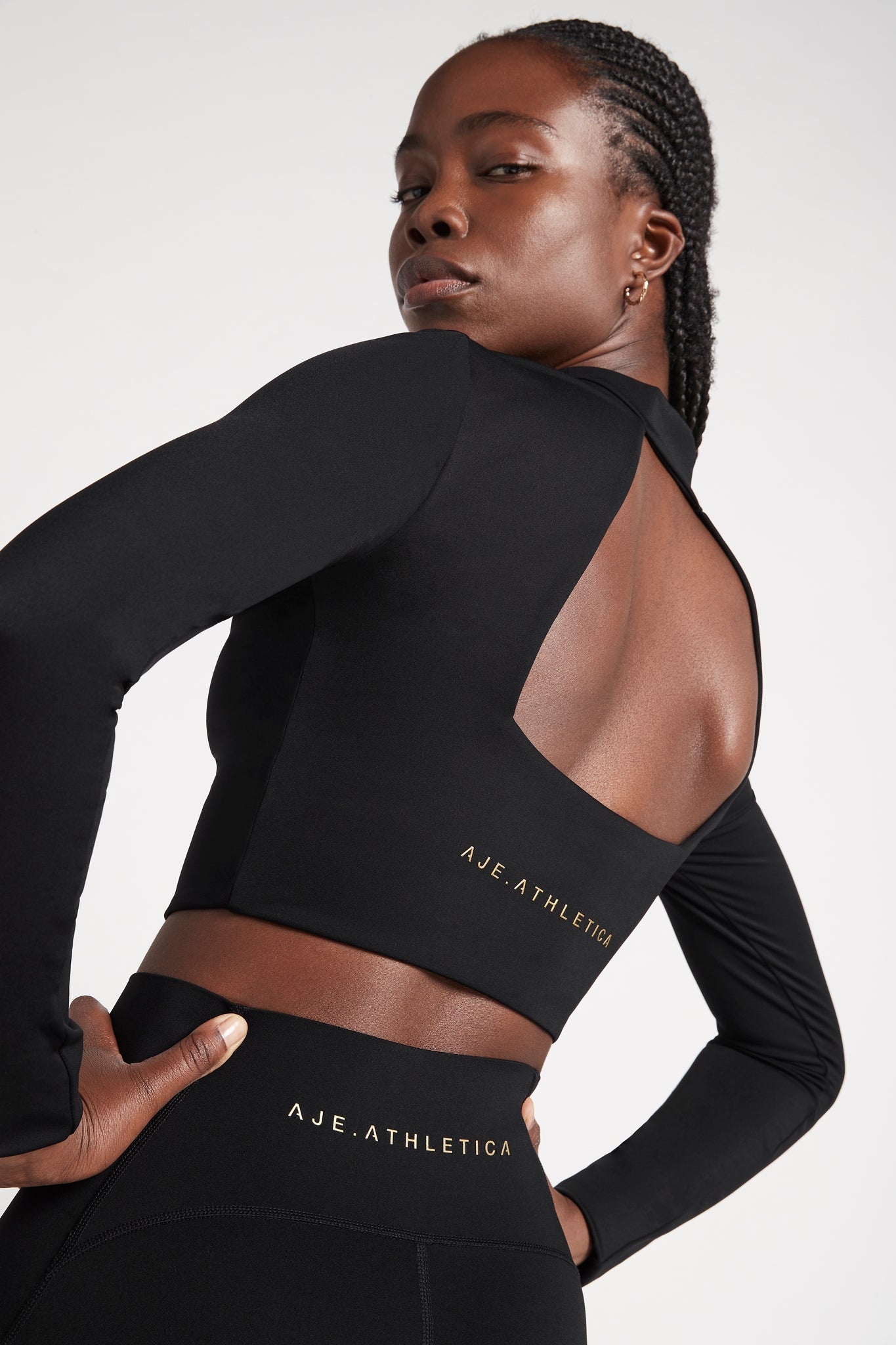 Long Sleeve Sports Bra For Women Cutout Workout Crop Top Bras